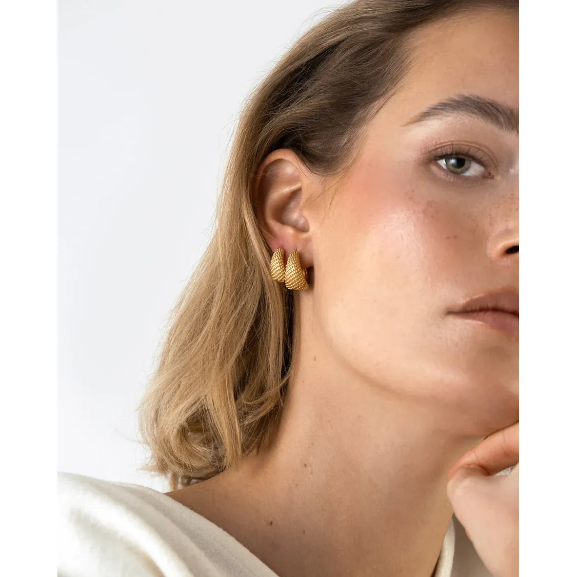 MOCKBERG HONEY HOOPS GOLD LARGE