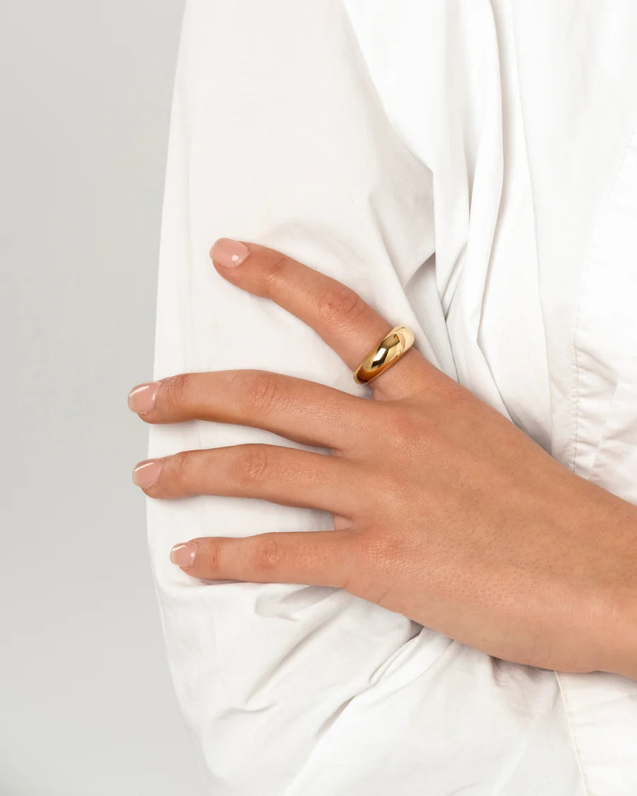 MOCKBERG BOLD GOLD RING