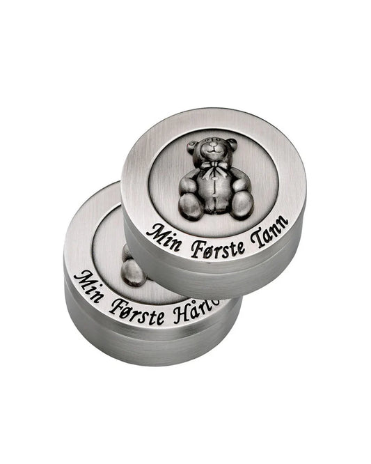 SETT "MIN FØRSTE" FORTINNET