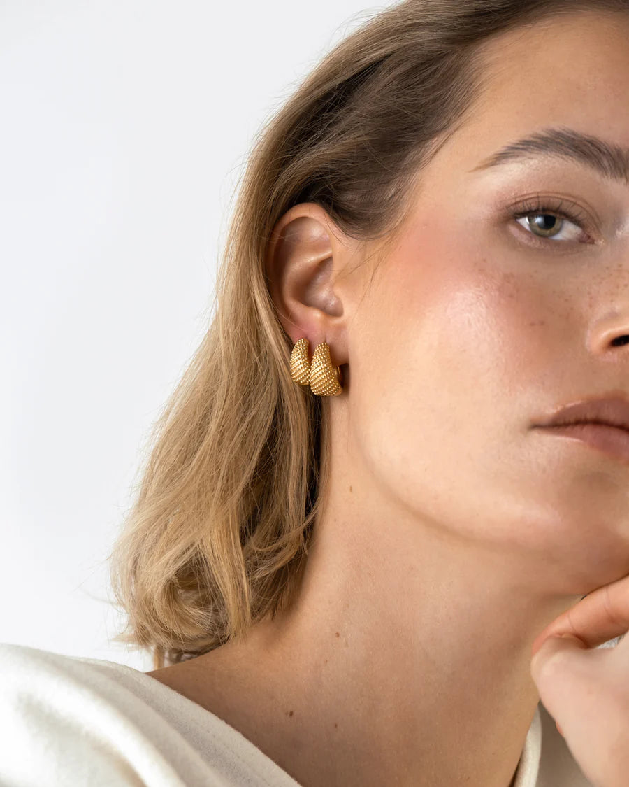 MOCKBERG HONEY HOOPS GOLD MEDIUM