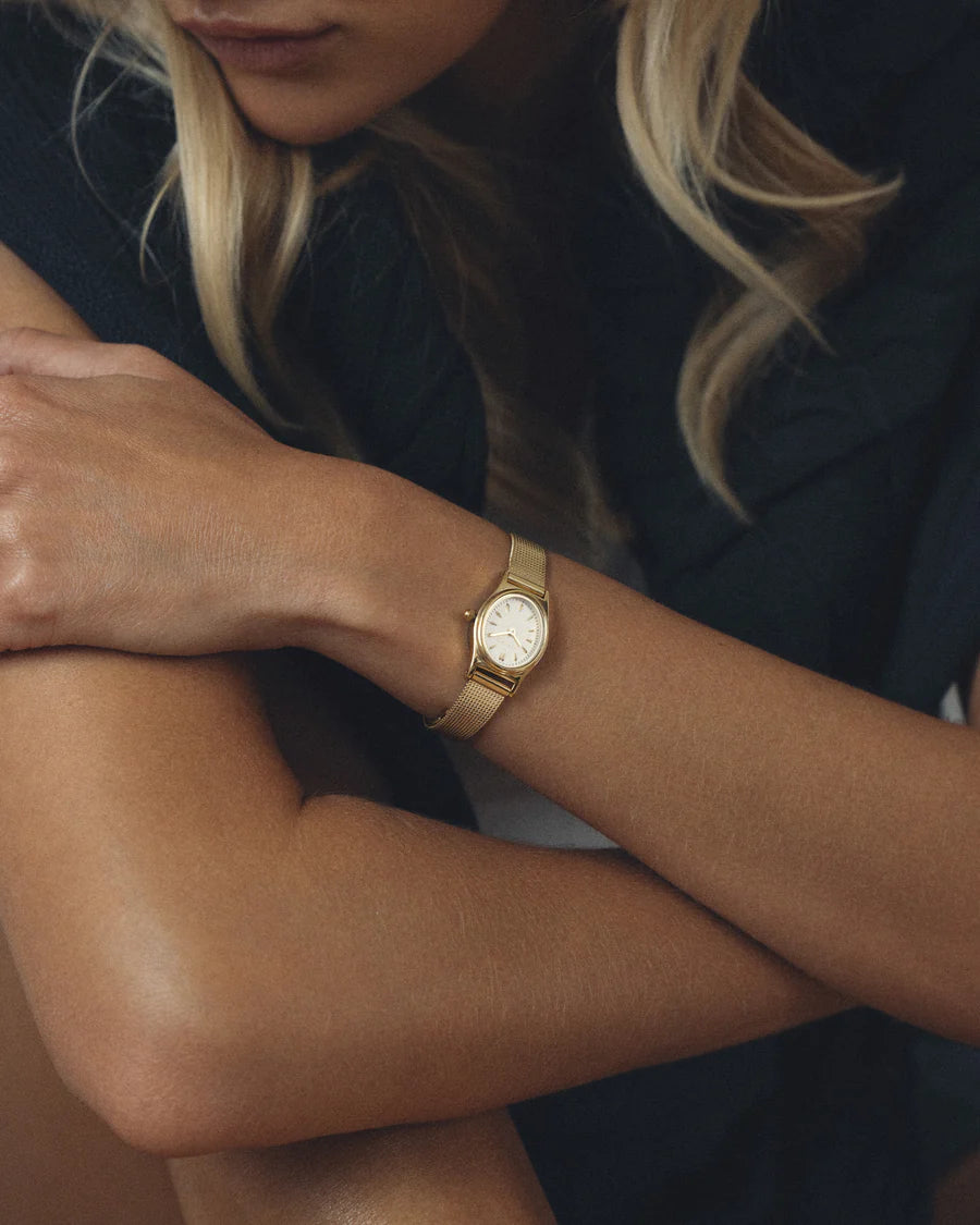 MOCKBERG RETRO MESH GULLFARGET