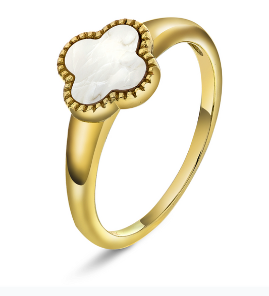 KLØVER RING HVIT I FORGYLT SØLV STR. 52