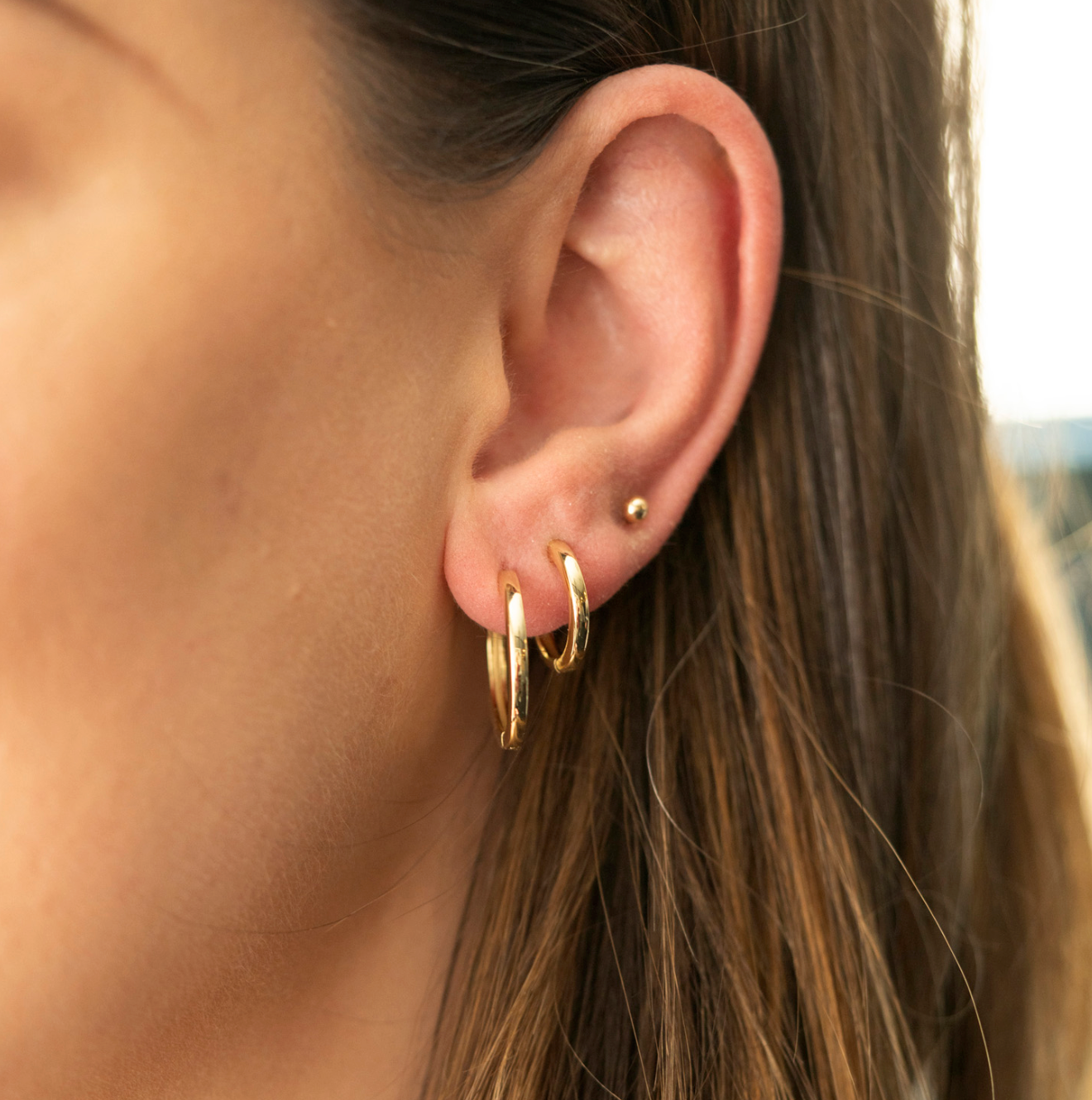 ØRERINGER I FORGYLT SØLV 20 MM