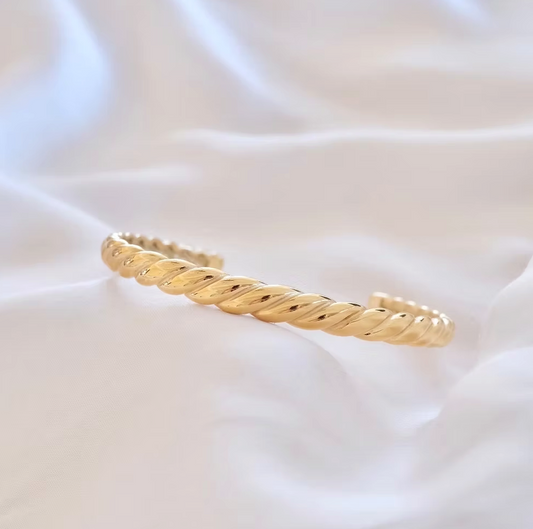 GOLDSTORY - CLASSIC OPEN BANGLE TWISTED