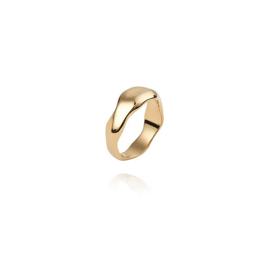 MOCKBERG WAVY BOLDED GOLD RING